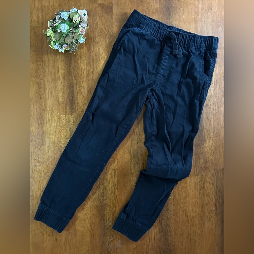 Black Jogger Pants | Boys Size 6/7 | Thereabouts Everyday Basics